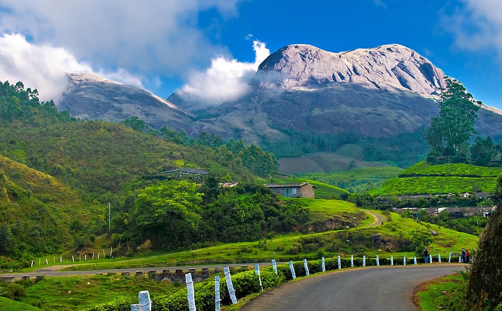 10 Ultimate Solo Weekend Trips Planning Ideas for Last-Minute Travel