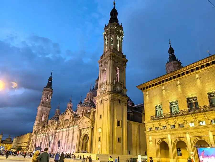 6 Powerful Solo Weekend Trips Activities for Instant Joy