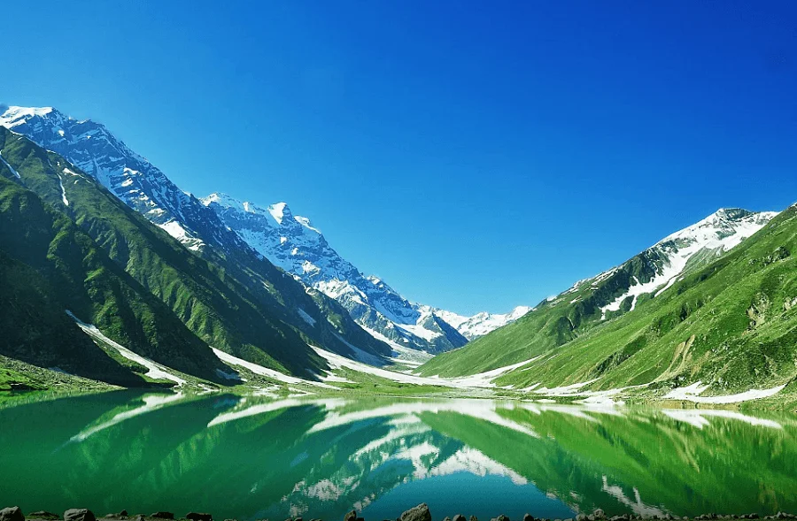 15 Dreamy Solo Weekend Trips Destinations on a Budget
