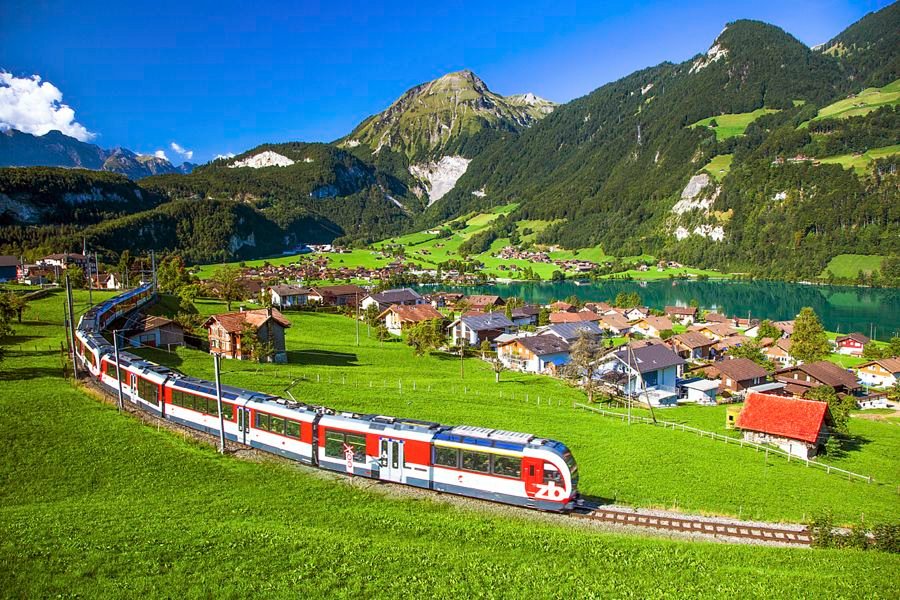 12 Smart Solo Weekend Trips Planning Hacks I Use Every Time